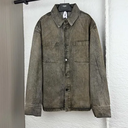 フェンディ シャツ