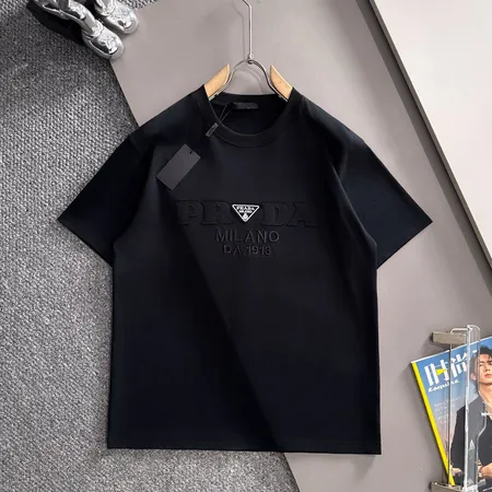 プラダ Tシャツ
