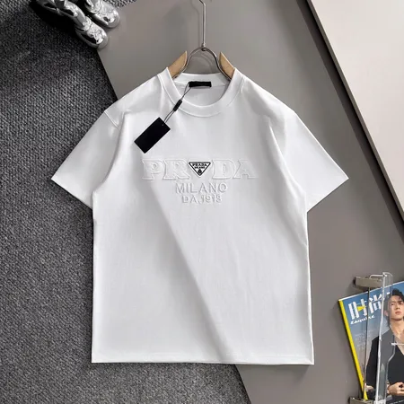 プラダ Tシャツ