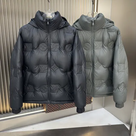 ルイヴィトン ダウンジャケット