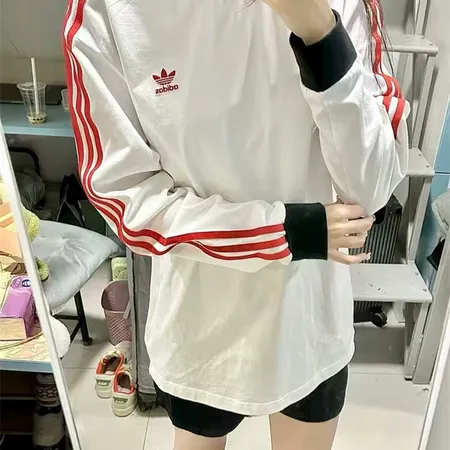 アディダス パーカー