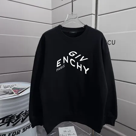 ジバンシィ パーカー