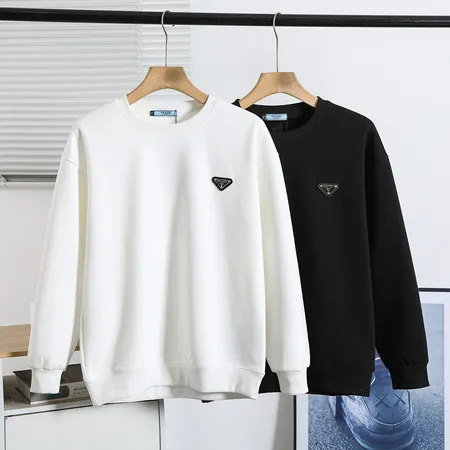 プラダ パーカー