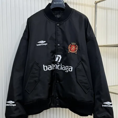 バレンシアガ ジャケット