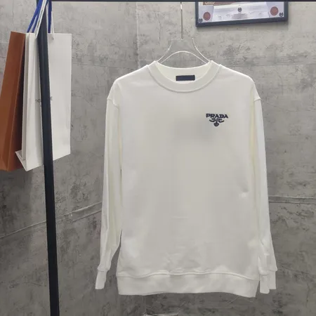 プラダ パーカー