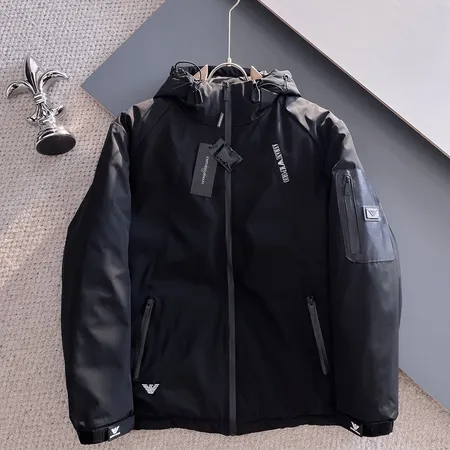 ヴァレンティノ ダウンジャケット