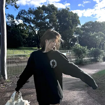 クロムハーツ パーカー