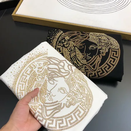 ヴェルサーチ パーカー