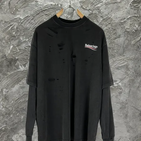 バレンシアガ パーカー