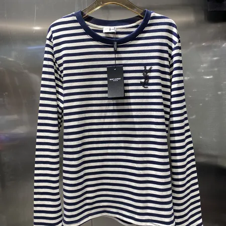 イブサンローラン Tシャツ