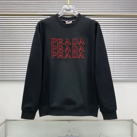 プラダ パーカー