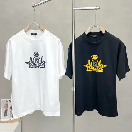 フェンディ Tシャツ