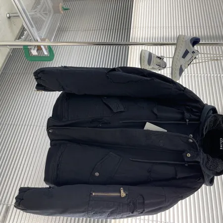 バレンシアガ ダウンジャケット