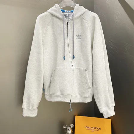 アディダス パーカー