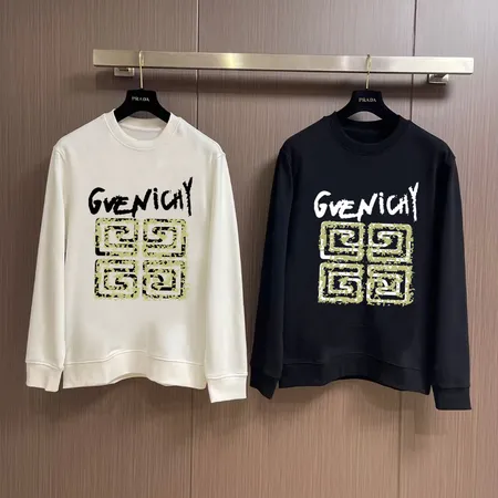 ジバンシィ パーカー