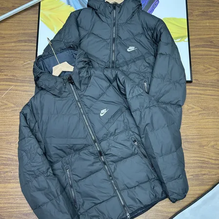 ナイキ ダウンジャケット