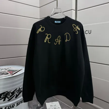 プラダ パーカー