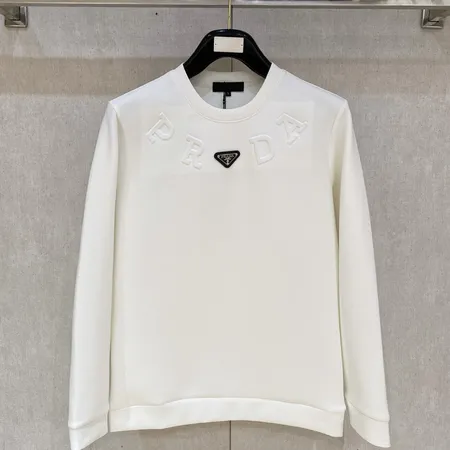 プラダ パーカー