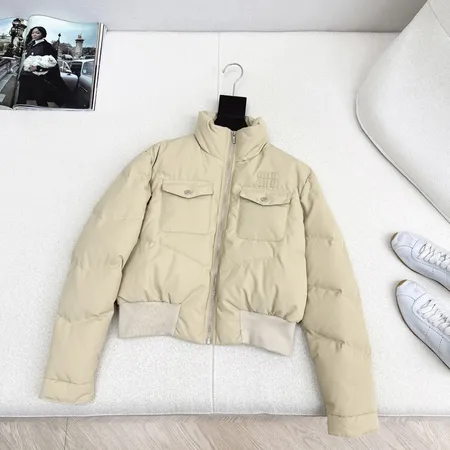 ミュウミュウ ダウンジャケット