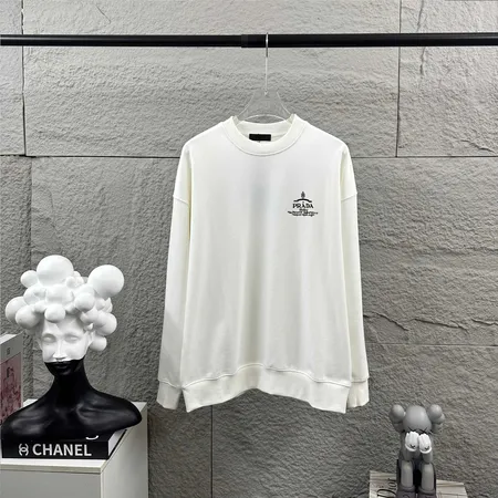 プラダ パーカー