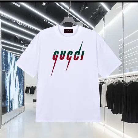 グッチ Tシャツ