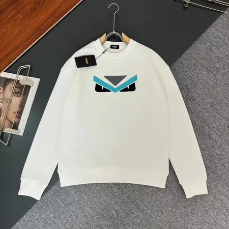 フェンディ パーカー