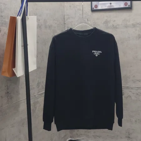 プラダ パーカー