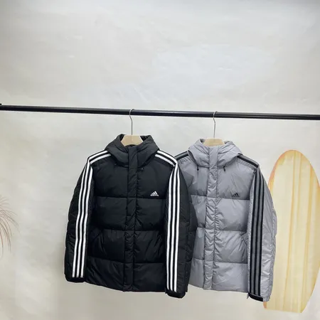 アディダス ダウンジャケット
