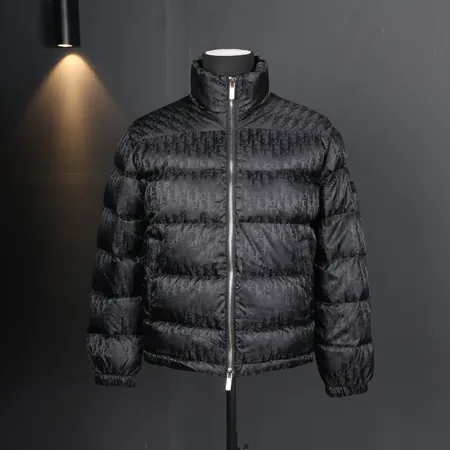 ディオール ダウンジャケット