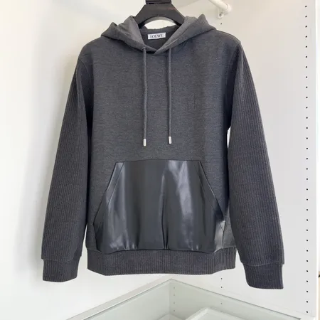 ロエベ パーカー