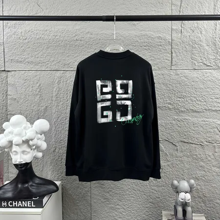 ジバンシィ パーカー