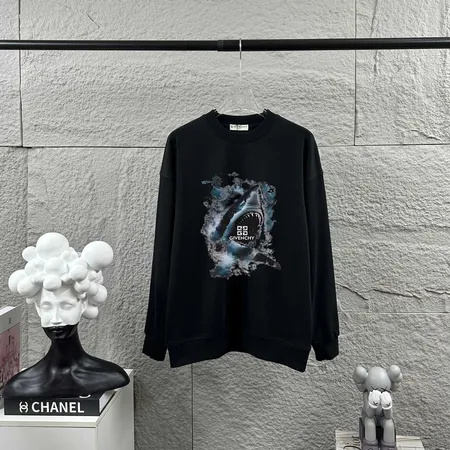 ジバンシィ パーカー