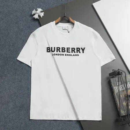 バーバリー ス Tシャツ