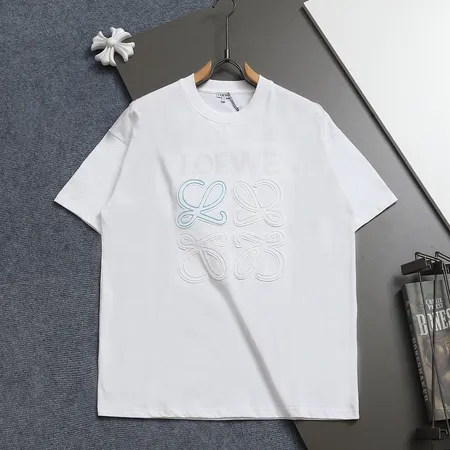 ロエベ Tシャツ