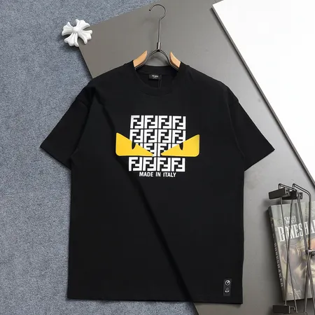 フェンディ Tシャツ