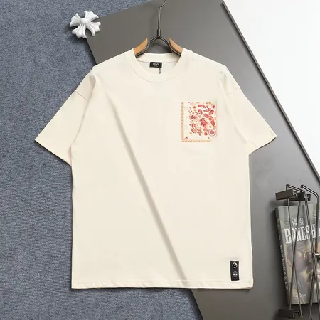 フェンディ Tシャツ