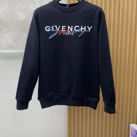 ジバンシィ パーカー