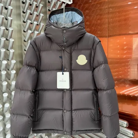 モンクレール ダウンジャケット