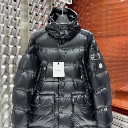 モンクレール ダウンジャケット
