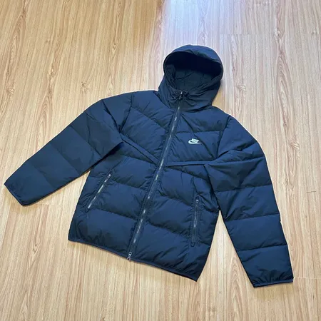 ナイキ ダウンジャケット