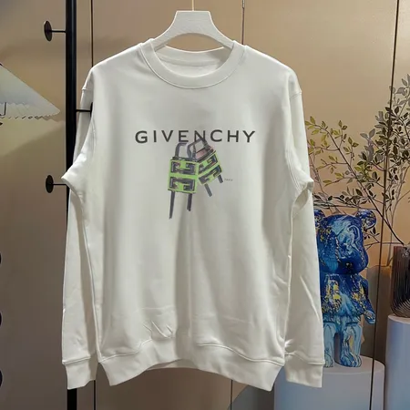 ジバンシィ パーカー