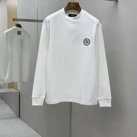 フェンディ Tシャツ