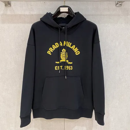 プラダ パーカー