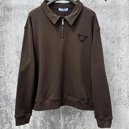 プラダ パーカー