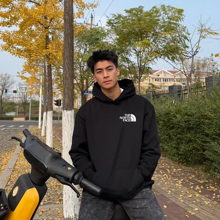 ノースフェイス パーカー