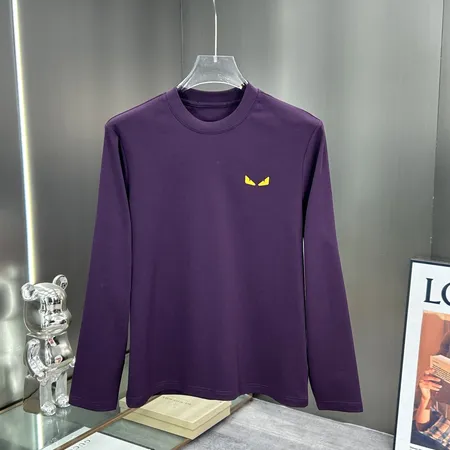 フェンディ Tシャツ