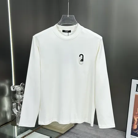 フェンディ Tシャツ