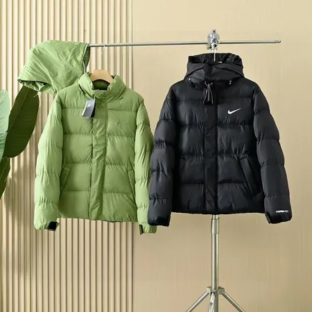 ナイキ ダウンジャケット