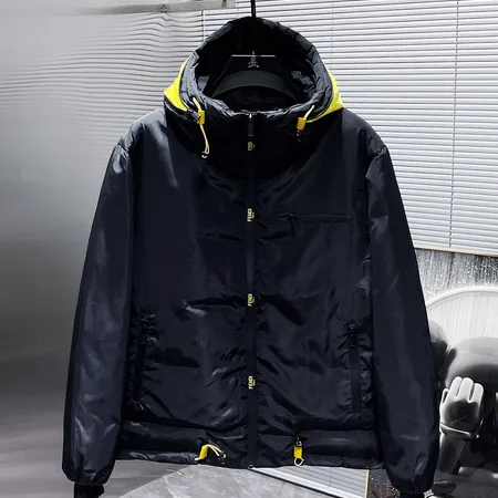 フェンディ ダウンジャケット