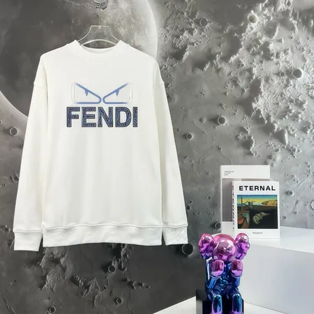 フェンディ パーカー